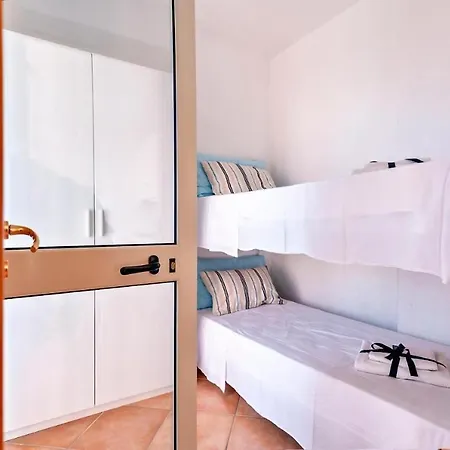 Onda Blu-appartamenti アパートホテル トッレ・デル・オルソ