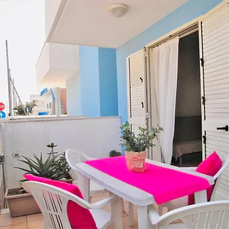 Onda Blu-appartamenti アパートホテル 3*